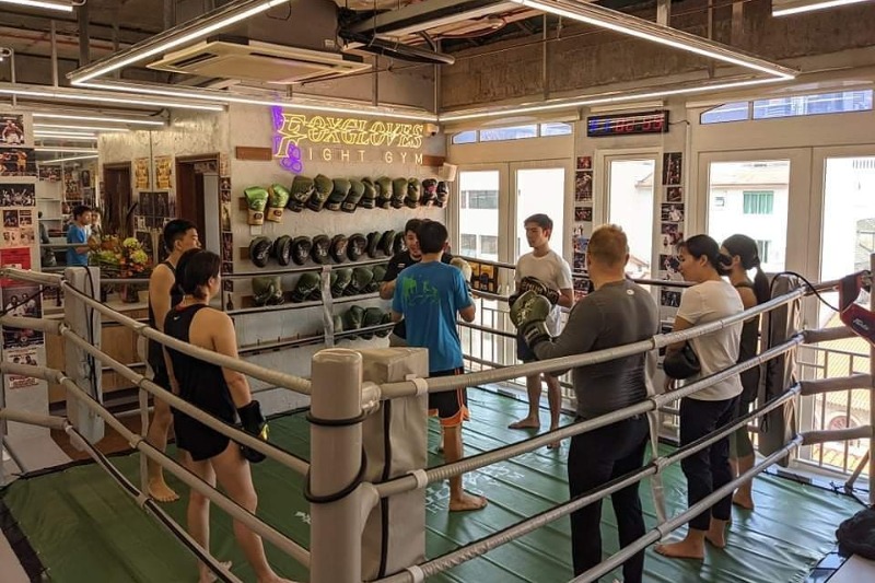 group of boxing students in ring boxing classes Singapore