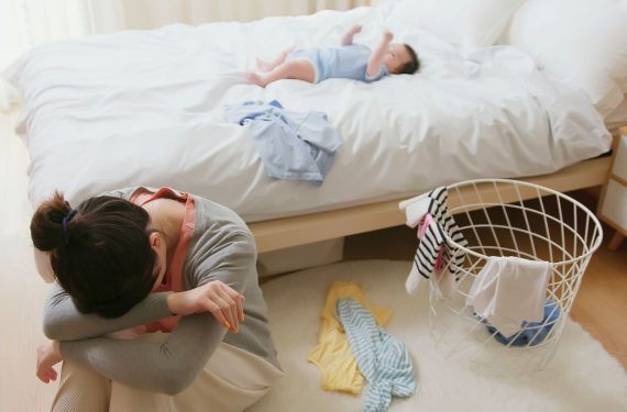 postpartum mother upset